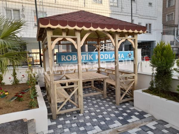 Masa Ve Banklı Kamelya 300x300 cm